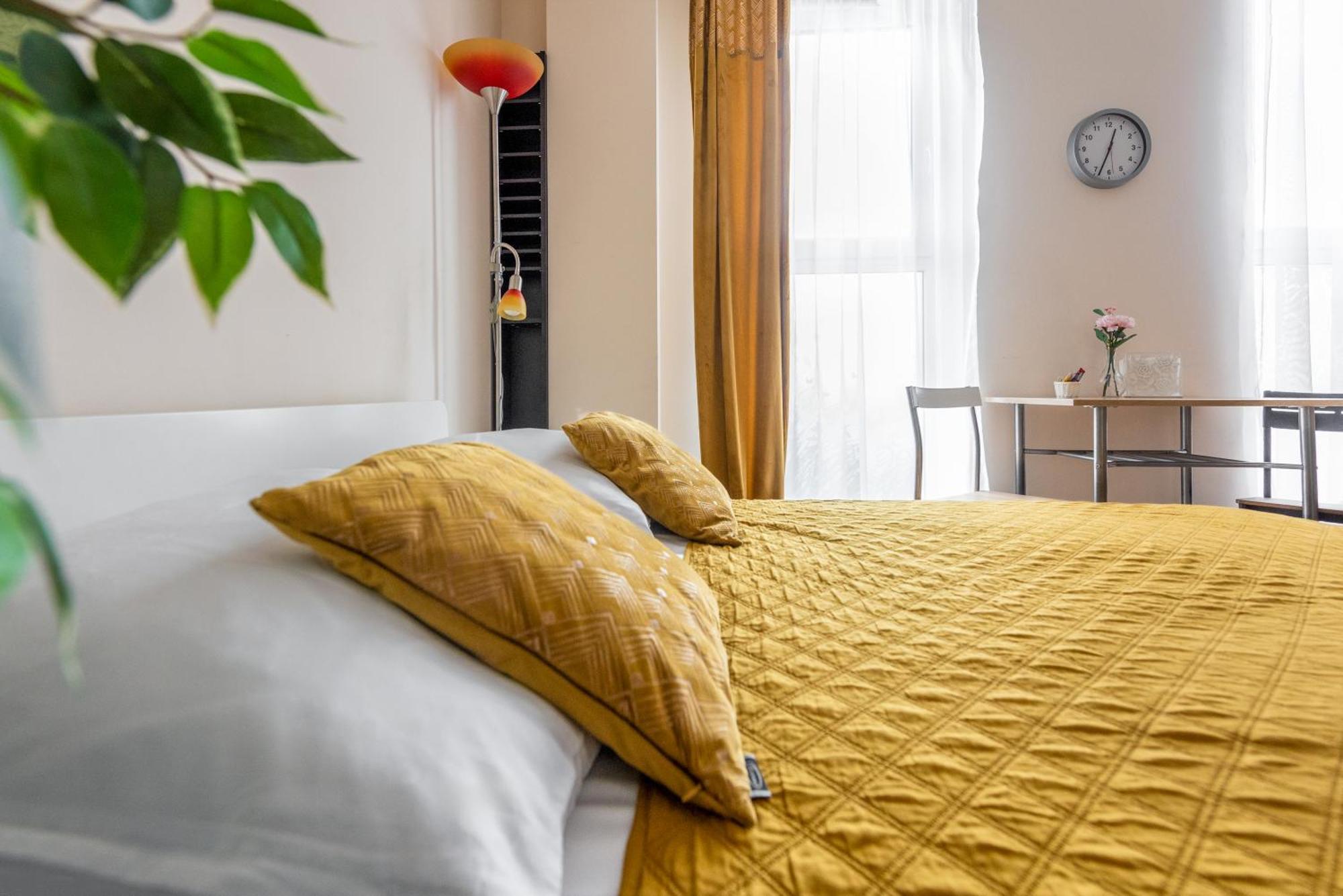 Cozy Modern Apartment Astoria Magic Orange Old Town Красков Екстериор снимка